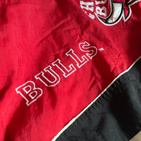Chicago Bulls Starter Jacket Small - Picture 4 of 11